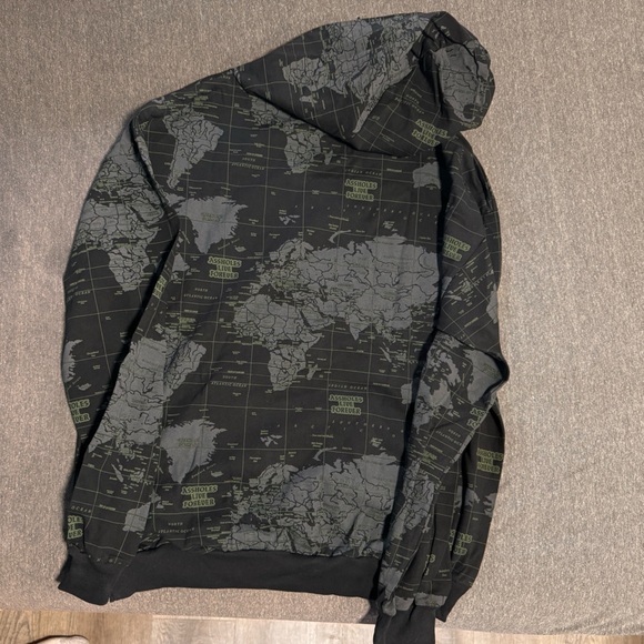 ALF global map sweatshirt / hooded tshirt size large - Picture 2 of 2
